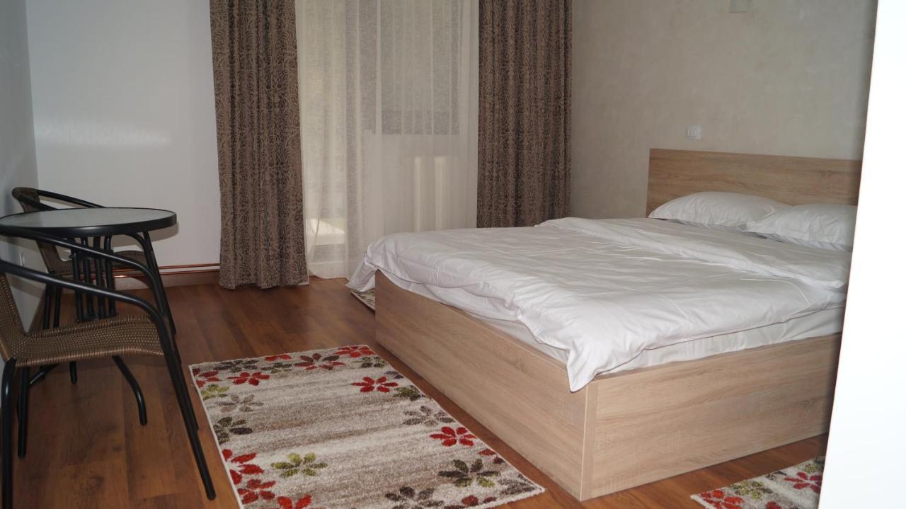 Vila Ovidiu Baile Herculane Luaran gambar